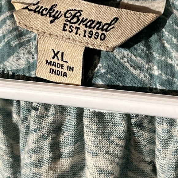 Lucky Brand stylish top Beaded embellishments around neck/chest - Picture 3 of 7